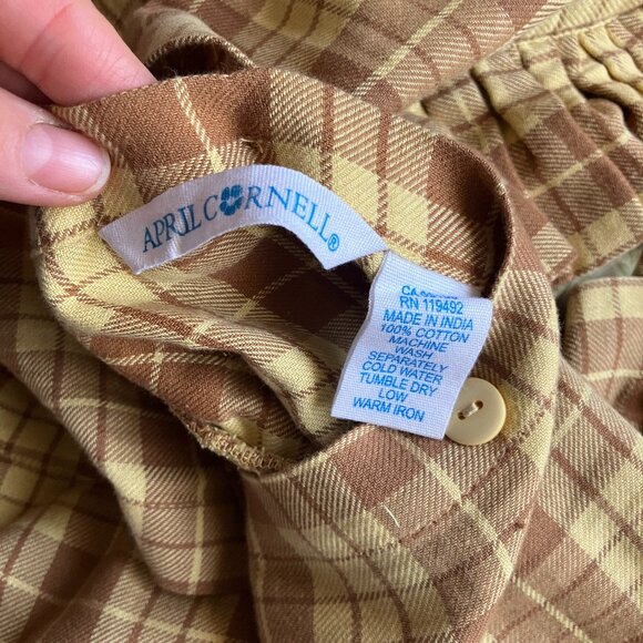 Lot of 3 April Cornel Floral Ruffle Pillowcases 20x20 - Picture 7 of 7